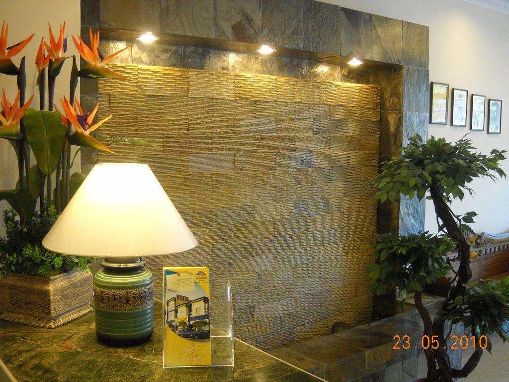 Sun Inns Hotel Kuala Selangor Exterior foto