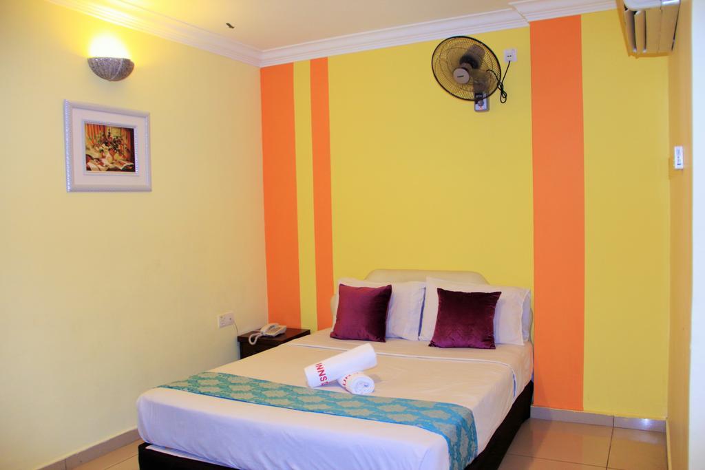 Sun Inns Hotel Kuala Selangor Exterior foto