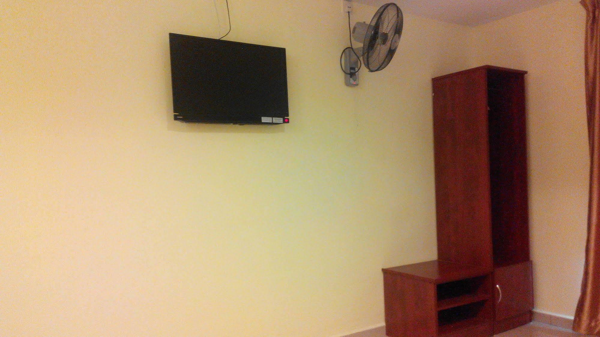 Sun Inns Hotel Kuala Selangor Exterior foto