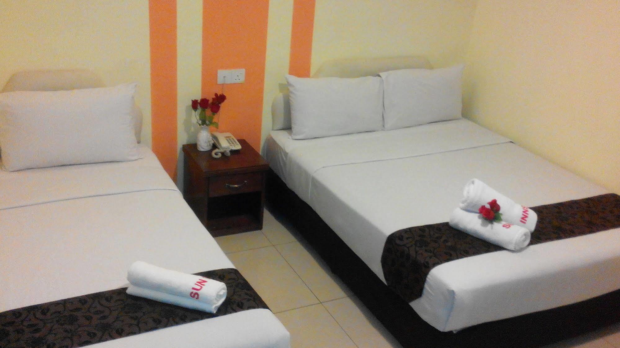 Sun Inns Hotel Kuala Selangor Exterior foto