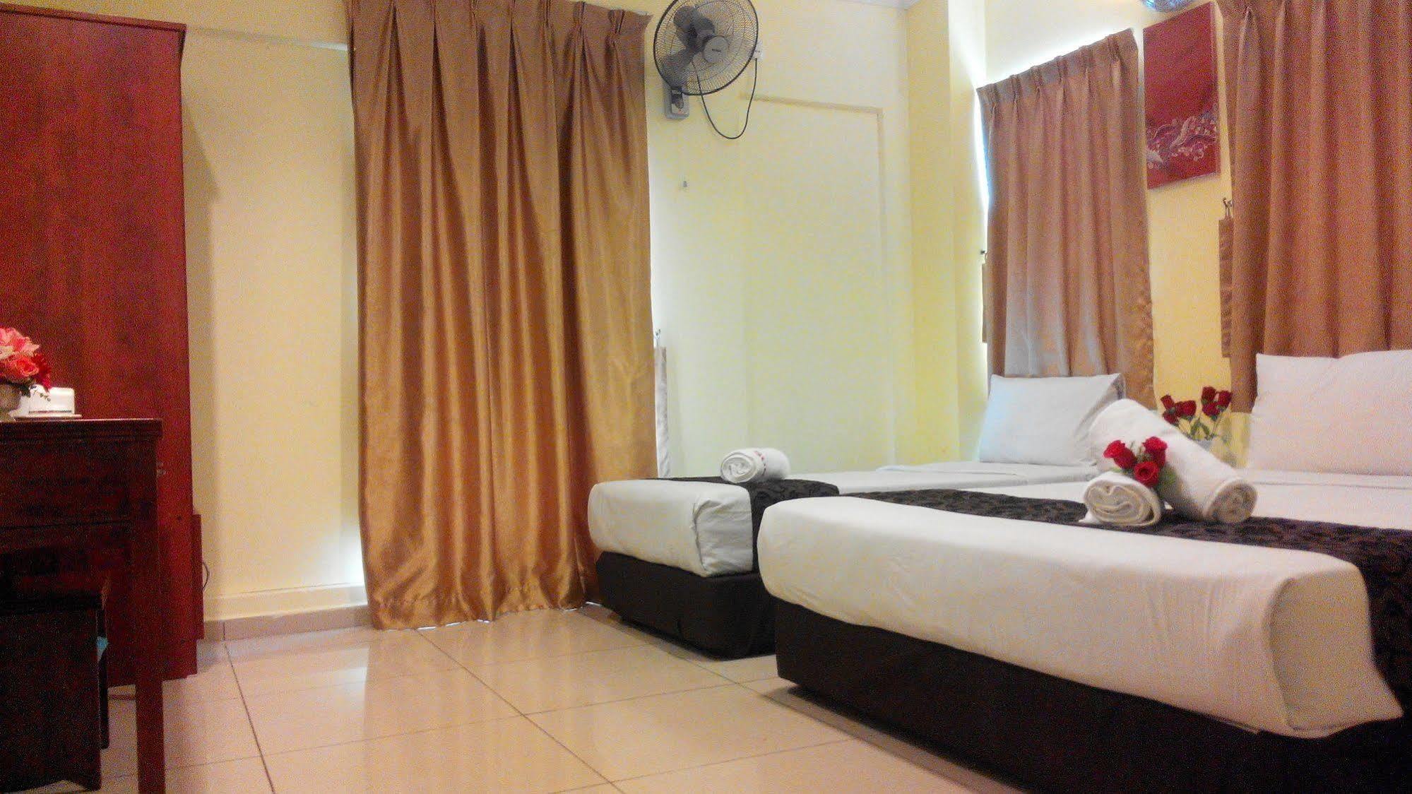 Sun Inns Hotel Kuala Selangor Exterior foto